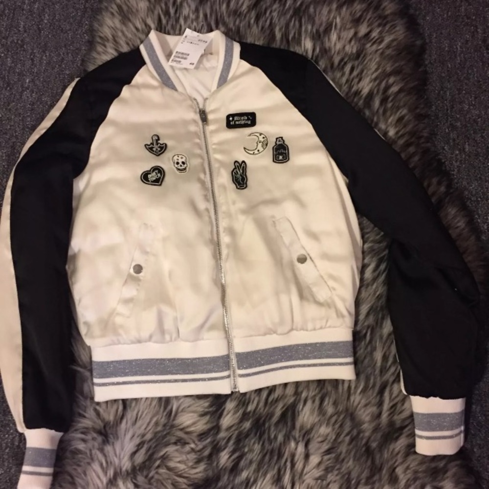 Bomber jacket with patches